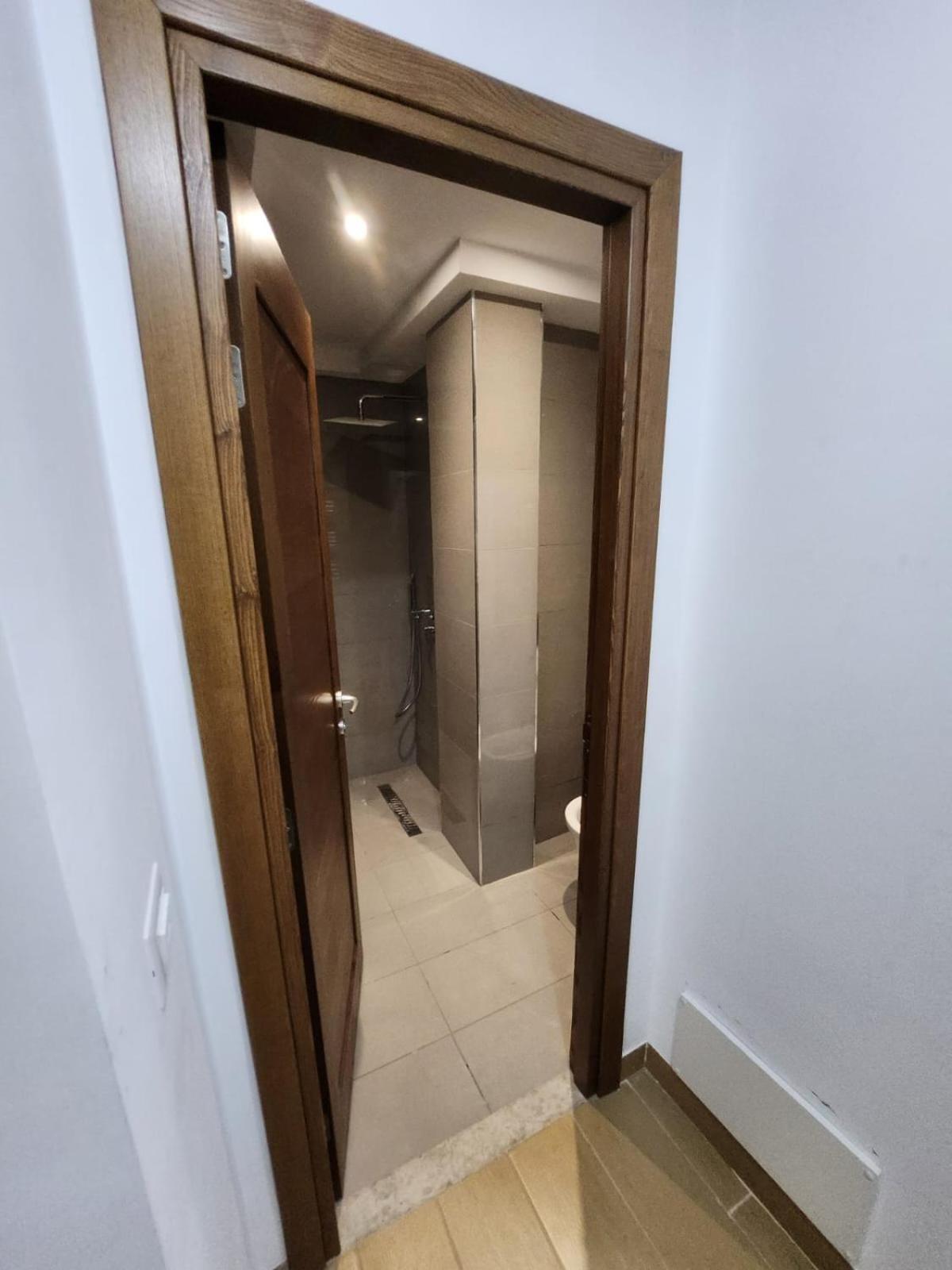 Elegant S1 Meuble Garde A Ariana -Tunis Lägenhet Exteriör bild