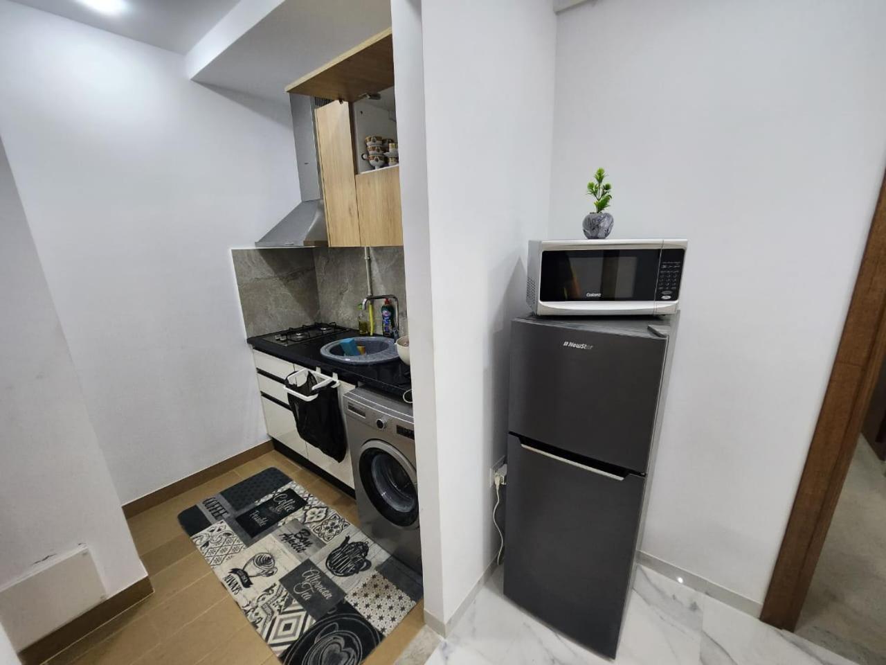 Elegant S1 Meuble Garde A Ariana -Tunis Lägenhet Exteriör bild