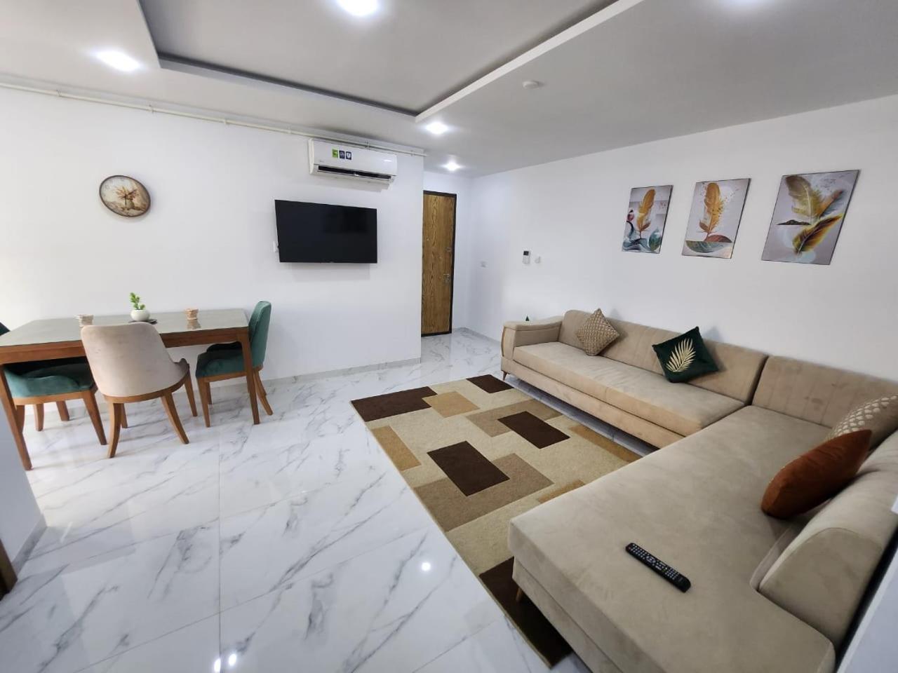 Elegant S1 Meuble Garde A Ariana -Tunis Lägenhet Exteriör bild